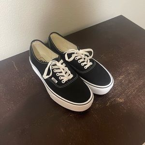 Vans platform Authentic’s